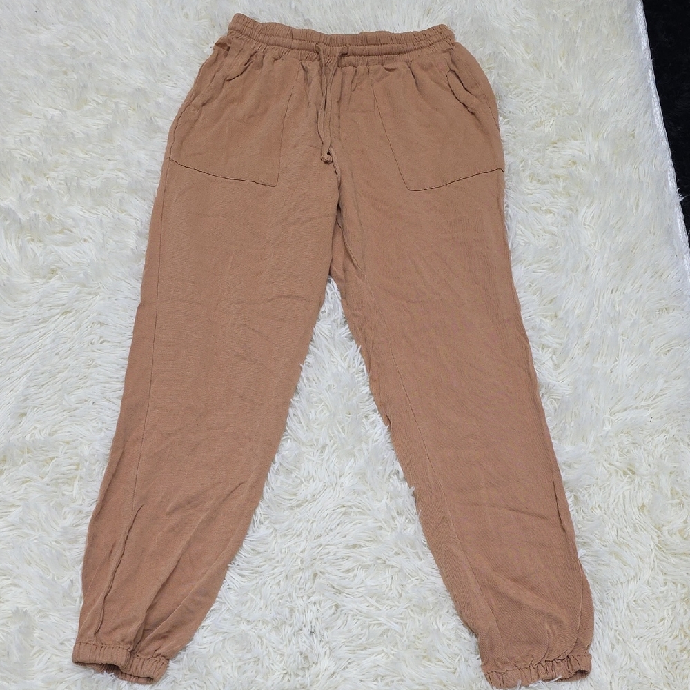 Forever 21 Tan Jogger Pants